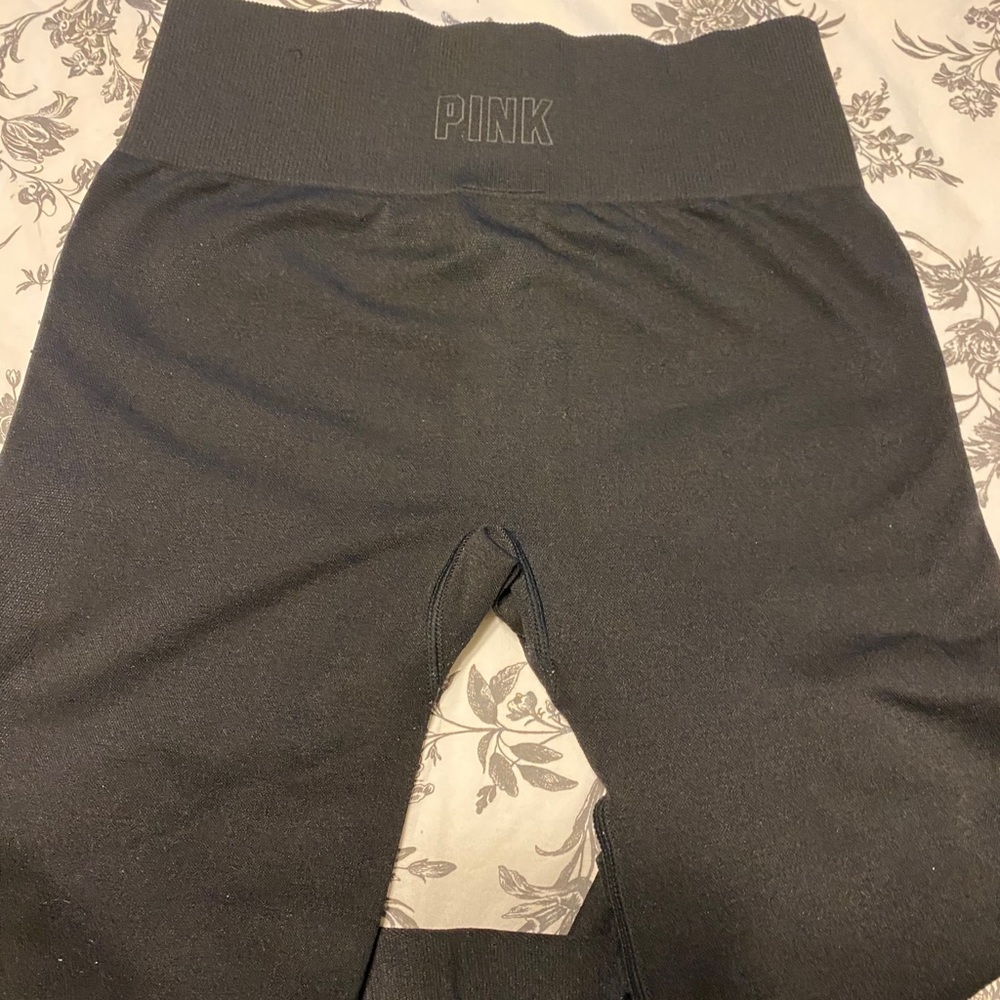 Pink leggings seamless